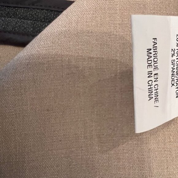 Grey Skirt Beige Trim and Lining Size 8 - Picture 4 of 5